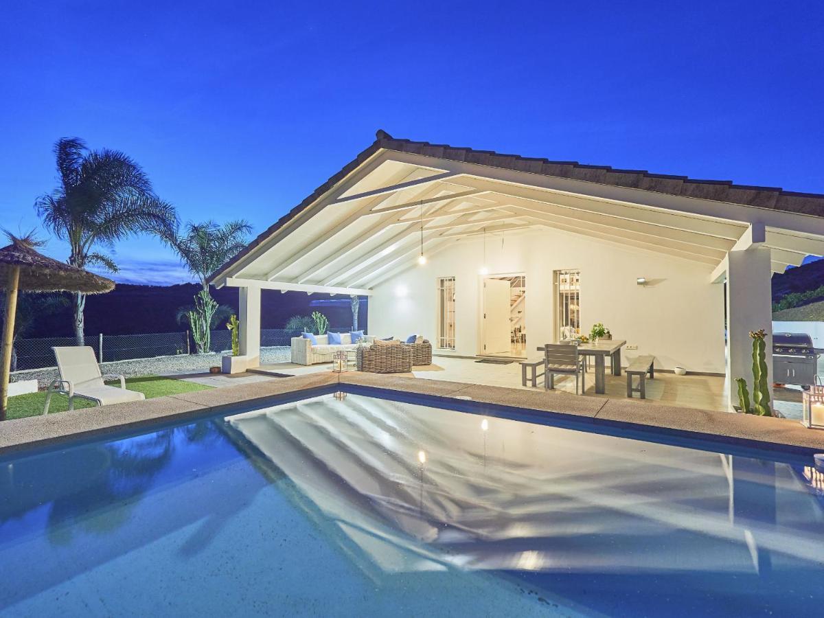 Cubo'S Villa Loft Monte Perdido 阿尔豪林格朗德 外观 照片